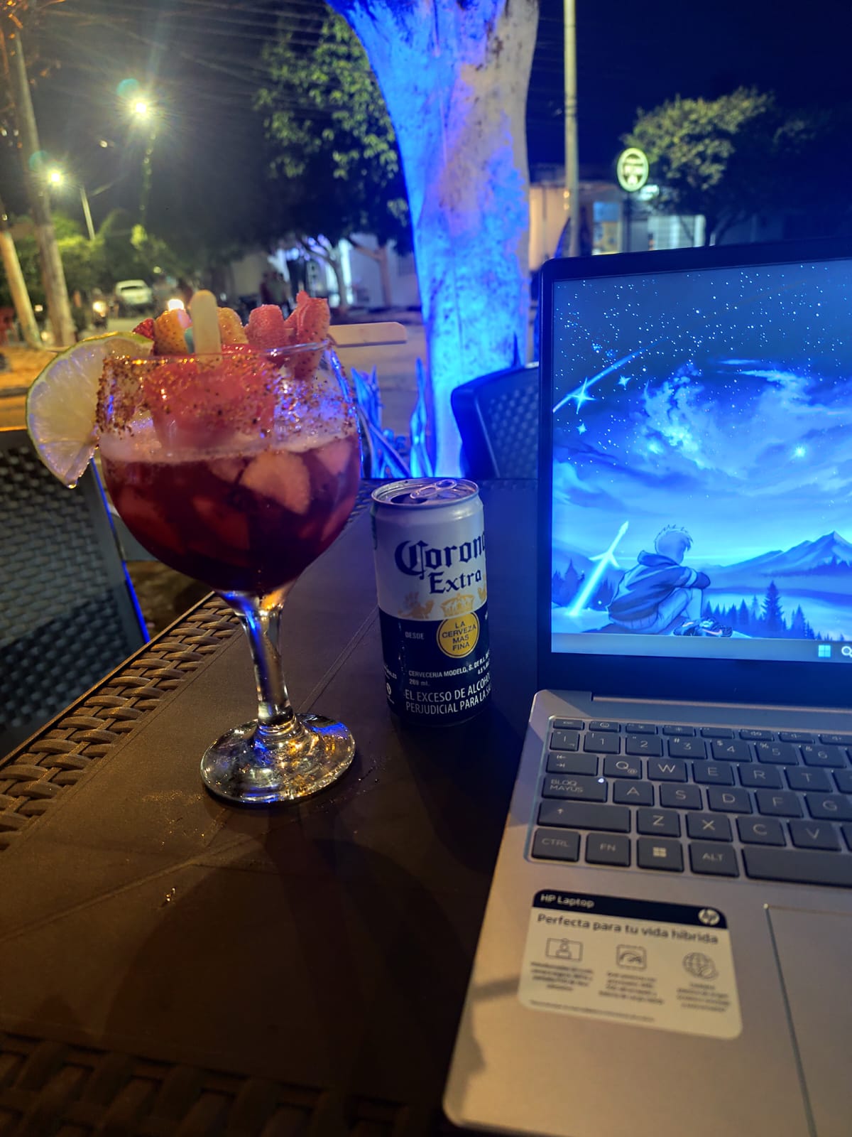 Foto del bar: mesa y espacio